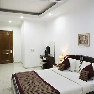 Kshitij Royale Hotel